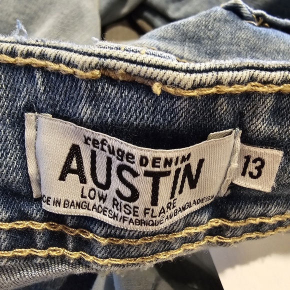 New With Tags AUSTIN Size 13 Ladies Flared Leg Jeans - Picture 8 of 13